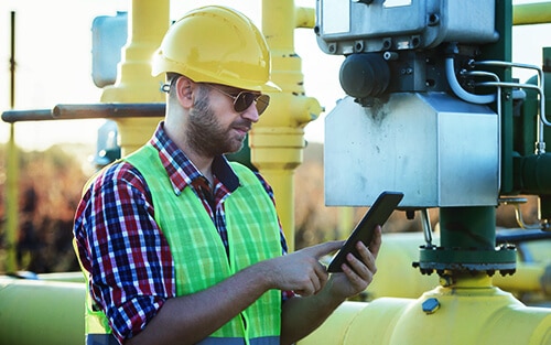 Digitize your oil & gas operations with a cloud-based ERP